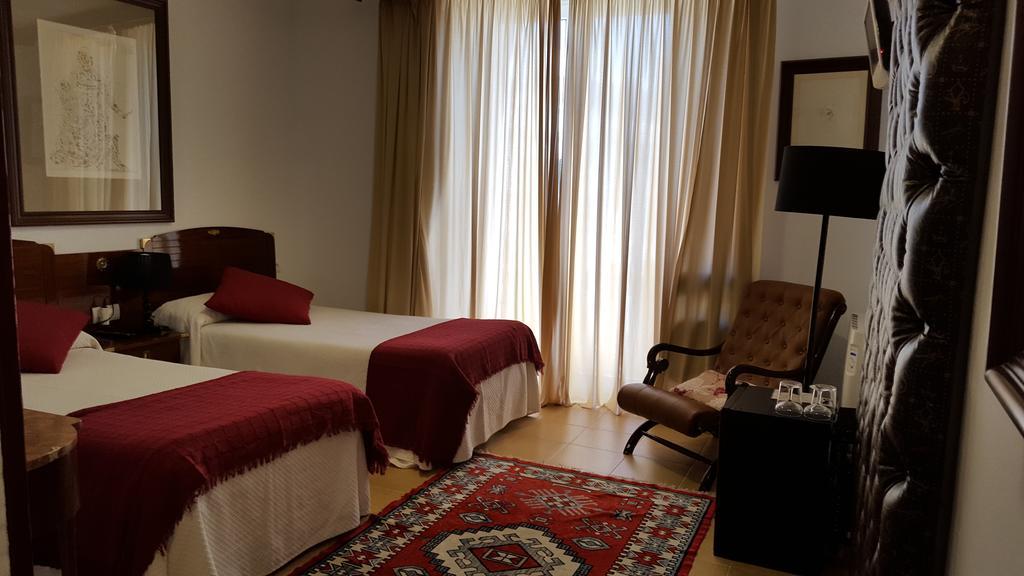 La Residencia 2*